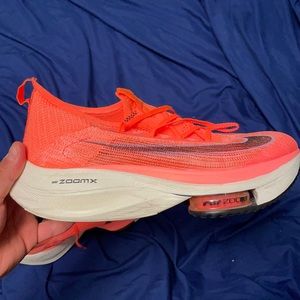 Selling a pair of Nike Running Shoes, wore 1 time